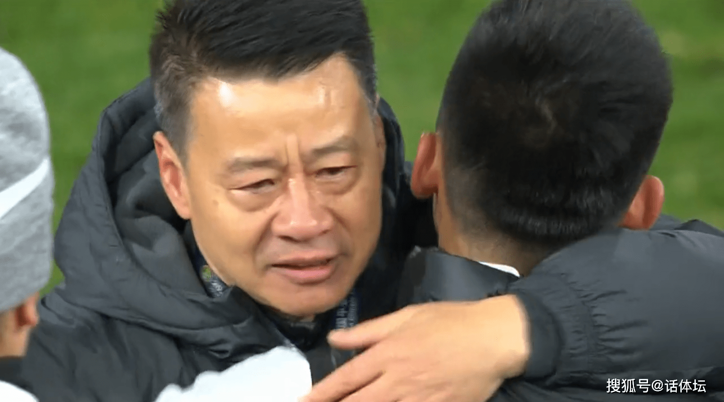 爱游戏官方入口-绝地求生传奇谢幕，球迷泪洒赛场的简单介绍