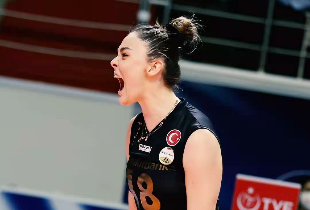 日本逆转土耳其,阿尔瓦雷斯关键制胜 日本逆转土耳其,阿尔瓦雷斯关键制胜