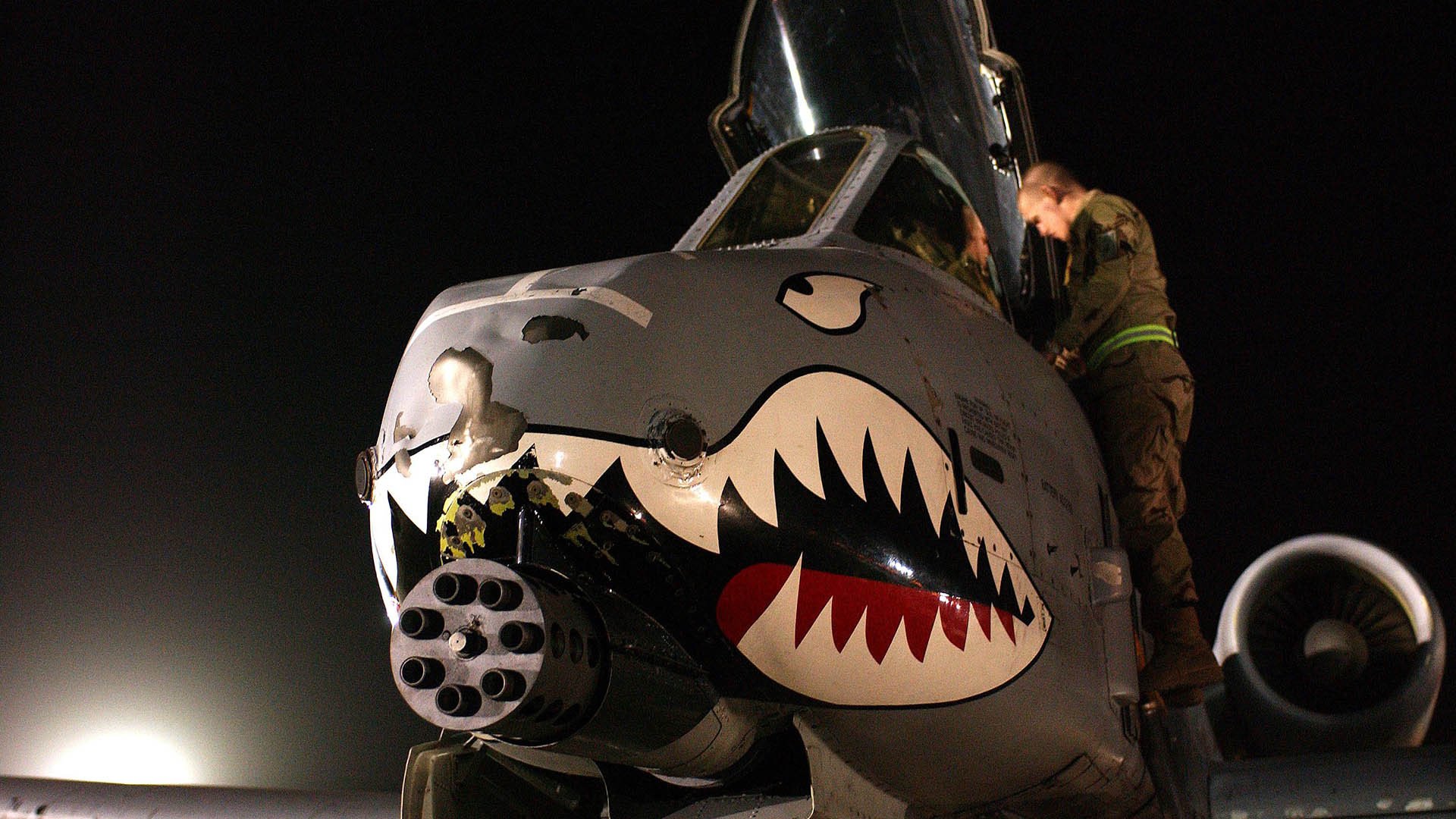 爱游戏下载-绿茵平行线，萨拉赫的利刃与日本的斗牛士征服记