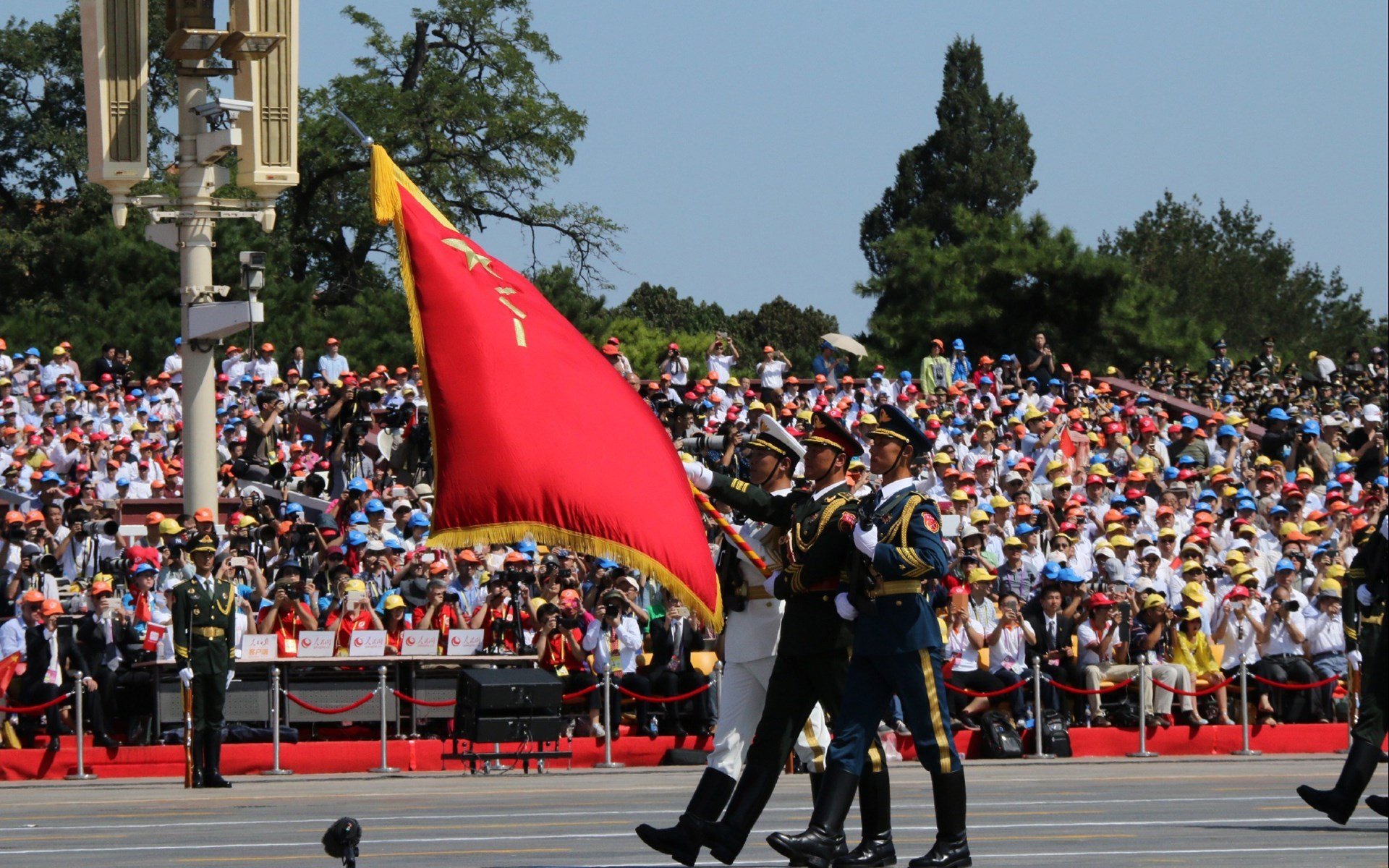 历史首次相遇便创纪录!布克62分11助攻碾压巴特勒,浙江跨联赛首战力克热火